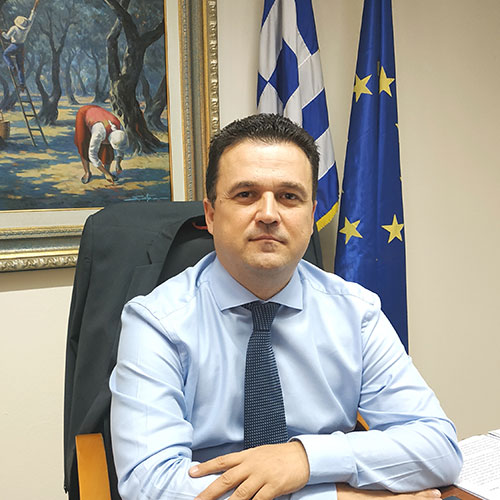 George Stratakos